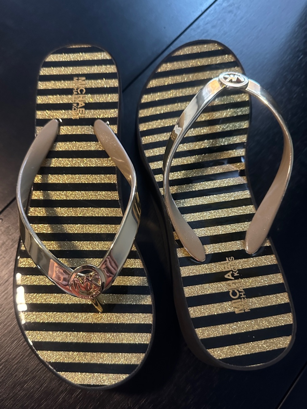 Michael Kors Gold Striped Black & Gold Logo Flip Flops - Picture 1 of 6